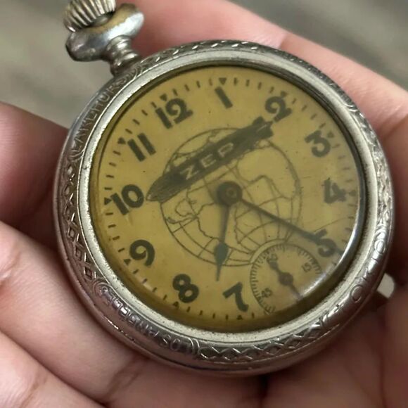 Vintage Trail Blazer 1929 Graf Zeppelin ZEP Pocket Watch - Picture 5 of 6